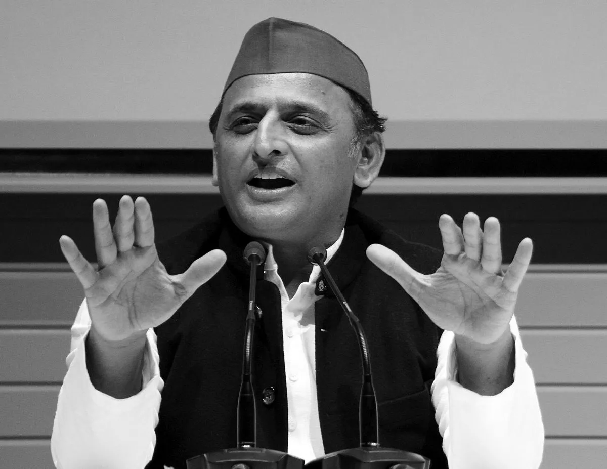 Samajwadi Party Headed for Split? Rajbhar Claims Akhilesh May Step Aside, Shivpal Could Take Charge