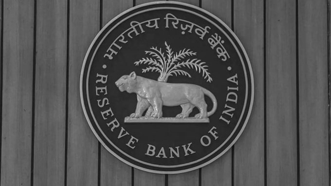 RBI Warns US-Iran Deal Collapse, Weak Monsoon Could Threaten India's Growth