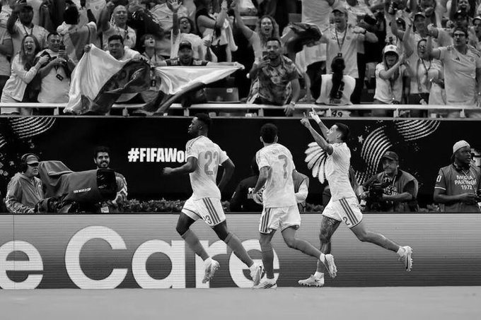 Muñoz's Late Strike Gives Colombia 1-0 Win Over Congo, Sends Team Into Knockouts