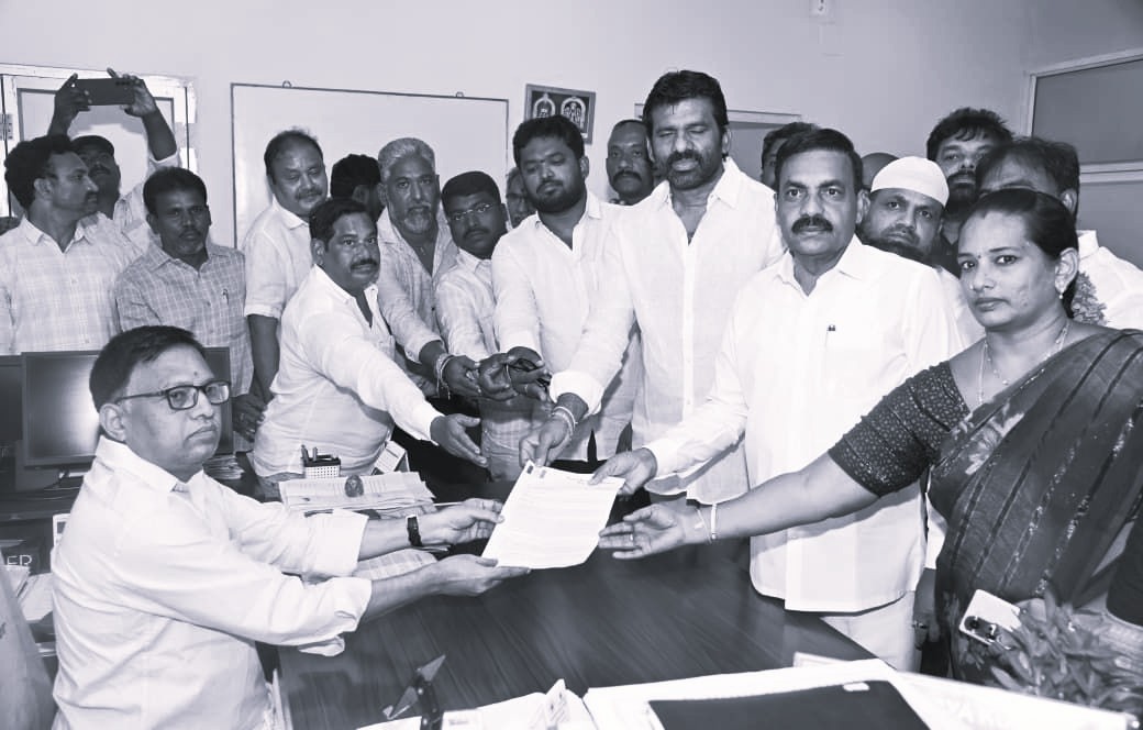 Constitution Being Reduced to a Mockery Under Coalition Rule, Alleges Kakani Govardhan Reddy