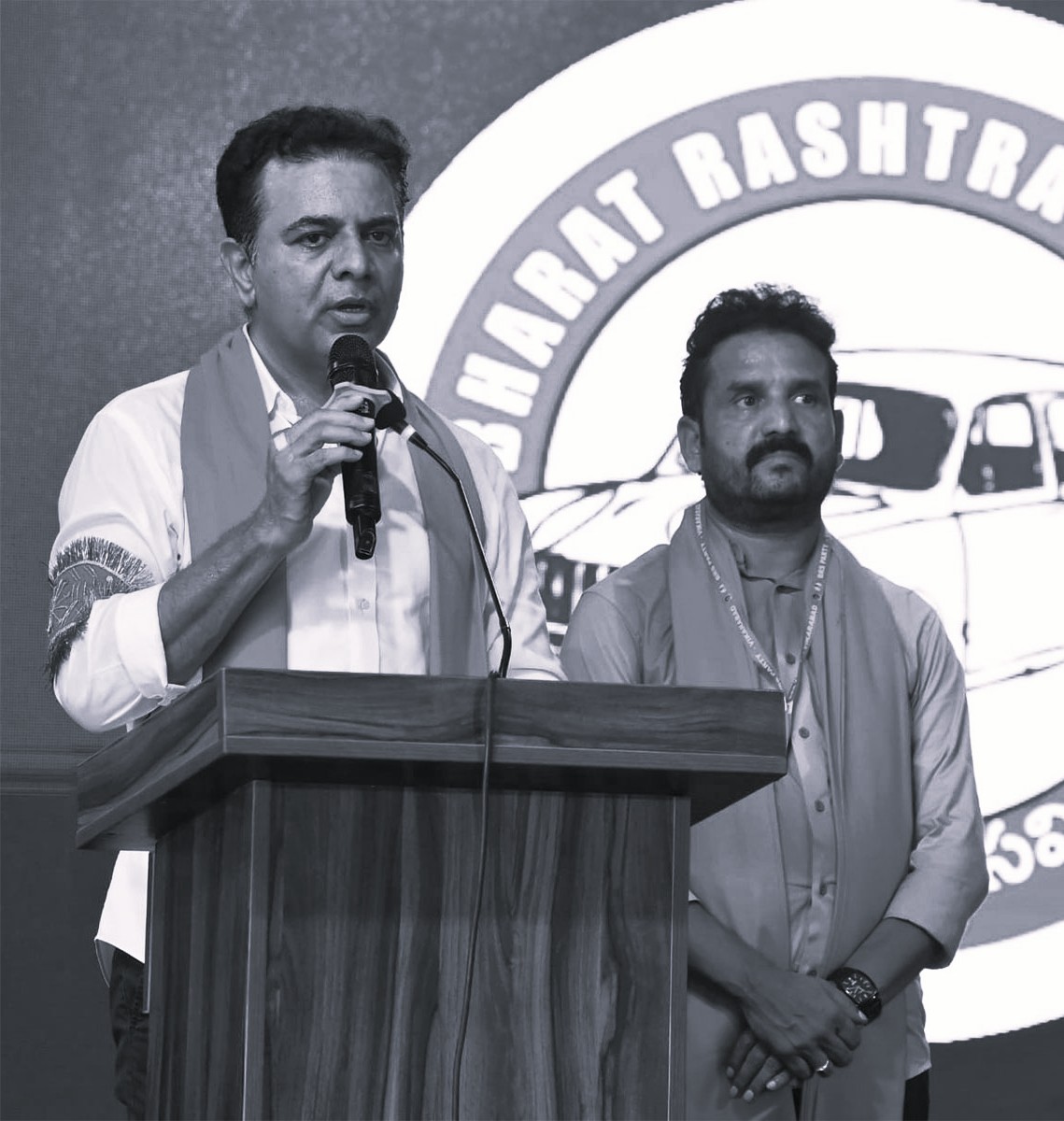 అధికారంలో ఉండగానే దోచుకోవాలని కాంగ్రెస్ చూస్తోంది: కేటీఆర్