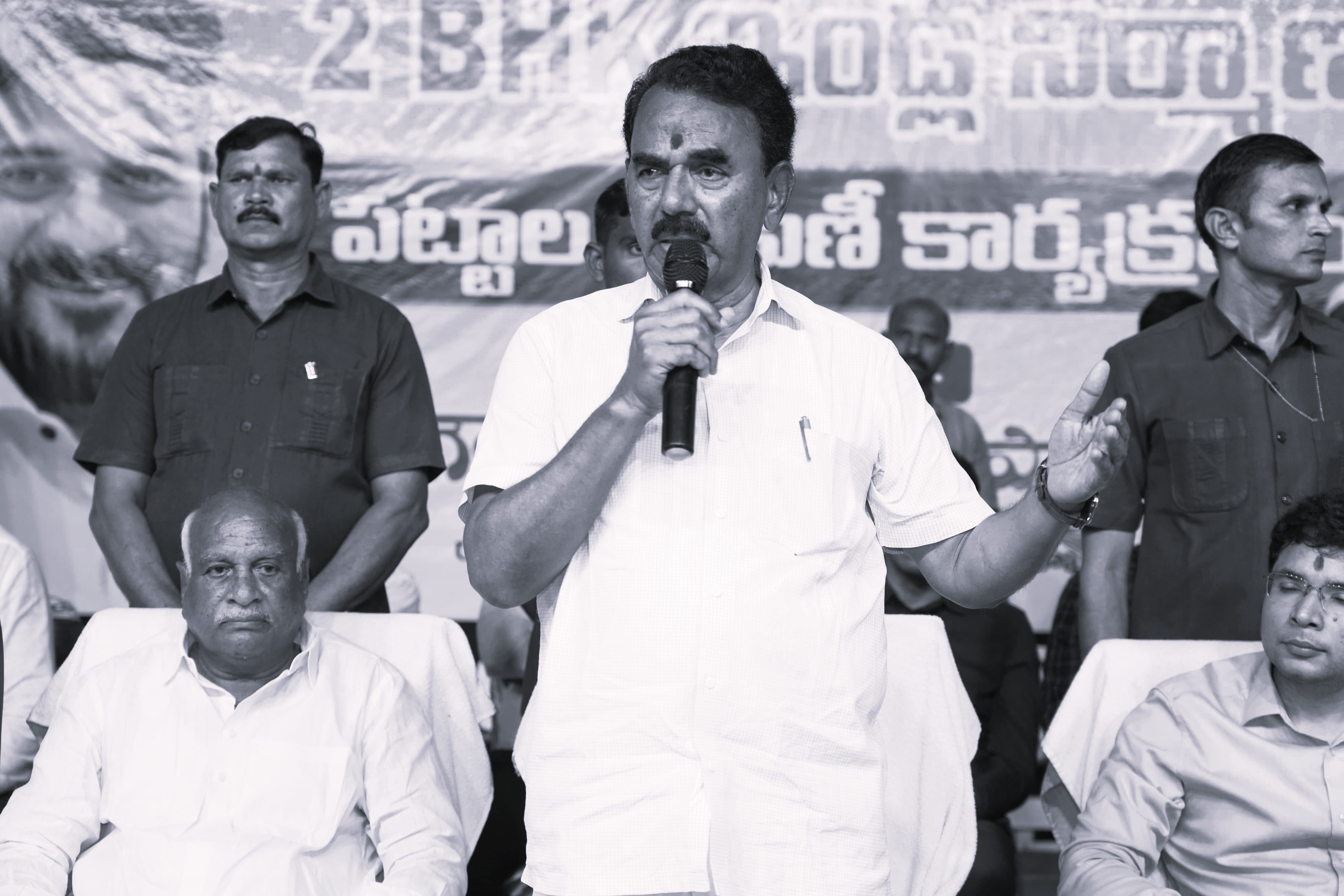 భైంసాలో రూ.30.32 కోట్ల అభివృద్ధి పనులకు మంత్రి జూపల్లి శ్రీకారం