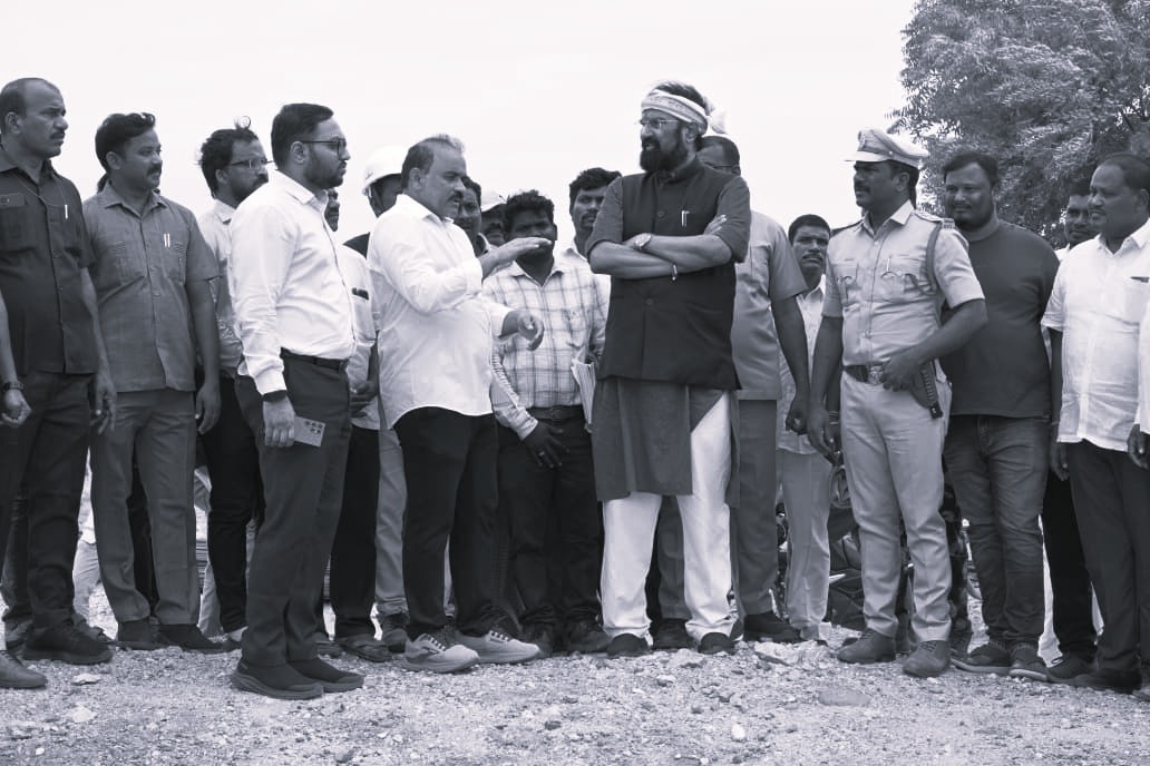 Telangana Aims for World-Class Education for Rural Poor Students, Says Minister Uttam Kumar