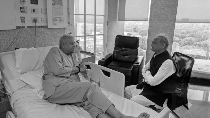 Former Vice President Jagdeep Dhankhar Undergoes Angioplasty in Jaipur, Stable After Procedure