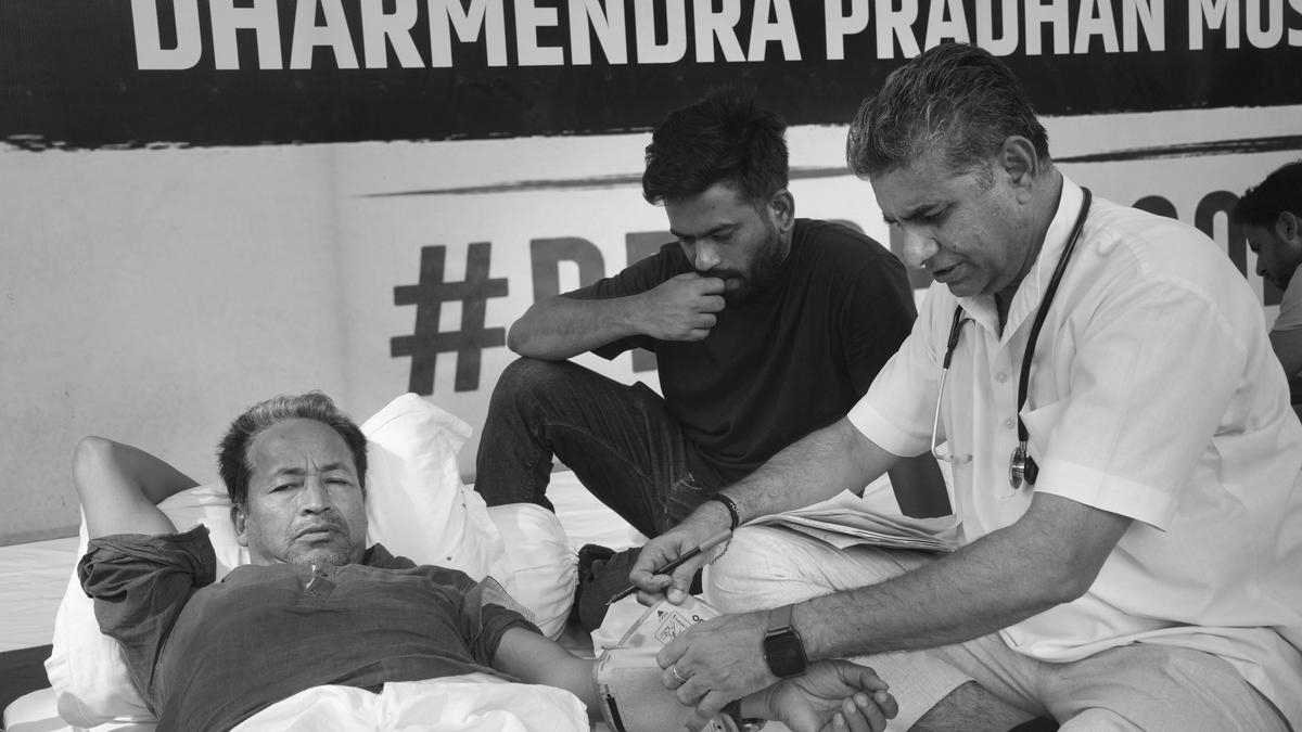 Day 15 of CJP Protest: Wangchuk’s Health Condition Worsens, CJP Ramps Up Pressure