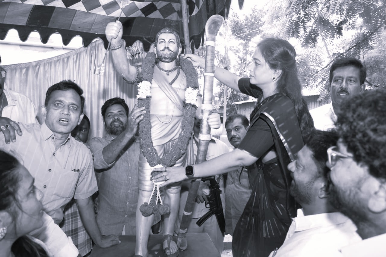 తెలుగు జాతి ఉన్నంతవరకు అల్లూరి త్యాగం చిరస్థాయి: హోంమంత్రి అనిత