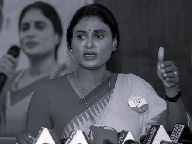 కార్మికుల కడుపు కొడితే పతనం తప్పదు.. జీవో 975ను వెనక్కి తీసుకోవాలి: వైఎస్ షర్మిల