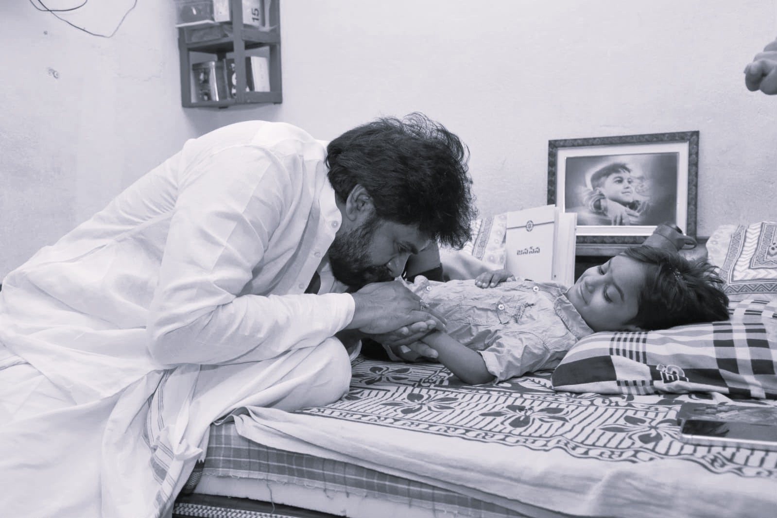 నిరంజన్ మరణం నన్ను కలచివేసింది: డిప్యూటీ సీఎం పవన్ కళ్యాణ్