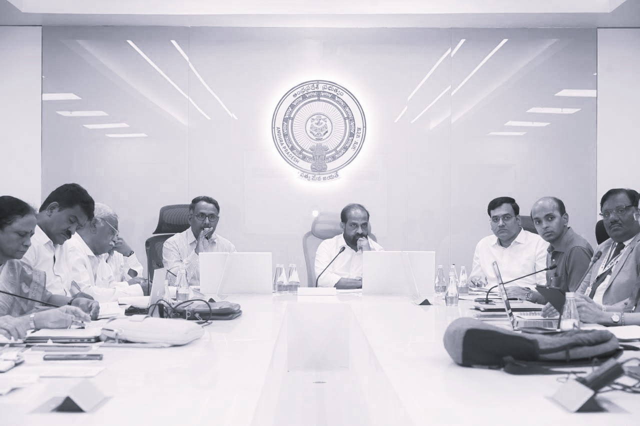వైద్య విద్య నాణ్యతపై సర్కార్ ఫోకస్.. ప్రొఫెసర్ల పదవీ విరమణ వయసు పెంపుపై పరిశీలన!