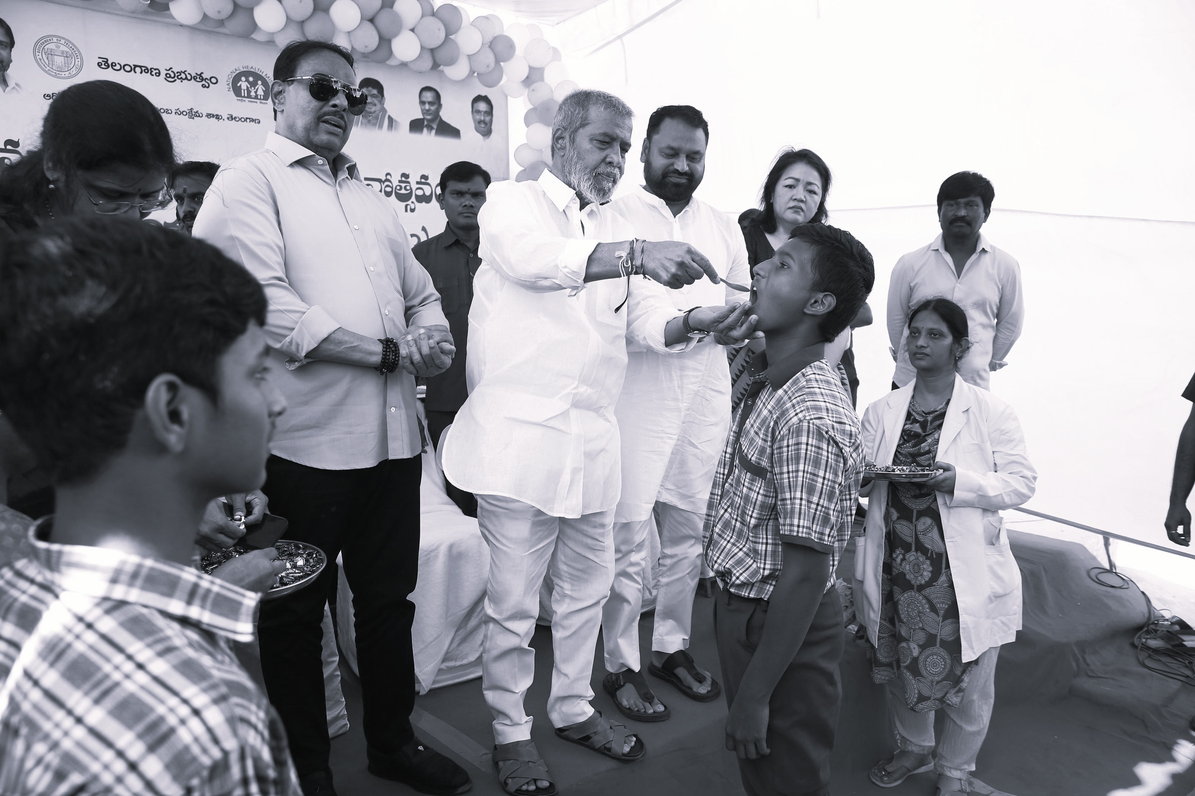పిల్లల ఆరోగ్యానికి ఆల్బెండజోల్ మాత్రలు తప్పనిసరి: మంత్రి దామోదర్ రాజనర్సింహ