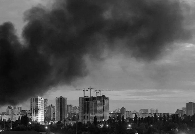 Ukraine Intercepts Five Russian Ballistic Missiles as Overnight Strikes Damage Kyiv
