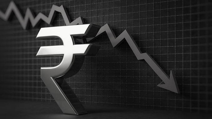 Why the Rupee Suddenly Slipped Again, and What It Could Mean for Your Wallet
