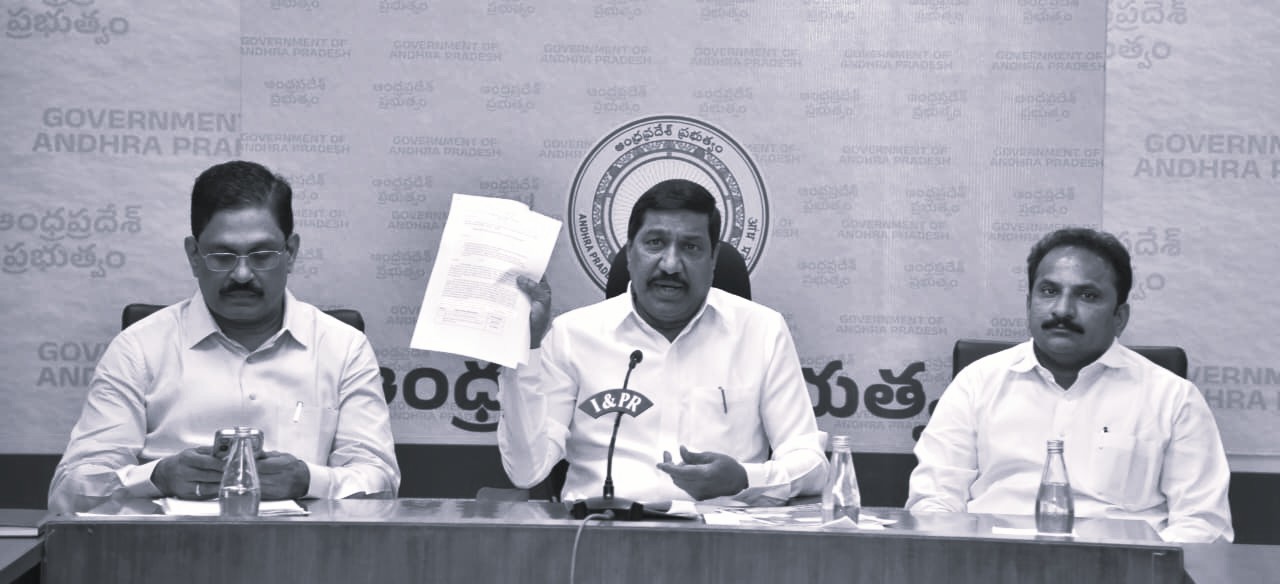 పోర్టుల అభివృద్ధే మా లక్ష్యం... ప్రైవేటీకరణ కాదు: మంత్రి జనార్ధన్ రెడ్డి