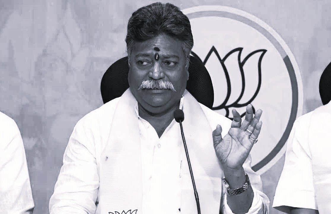 BJP Demands Ponnam Prabhakar’s Resignation Over Conditions in BC Hostels