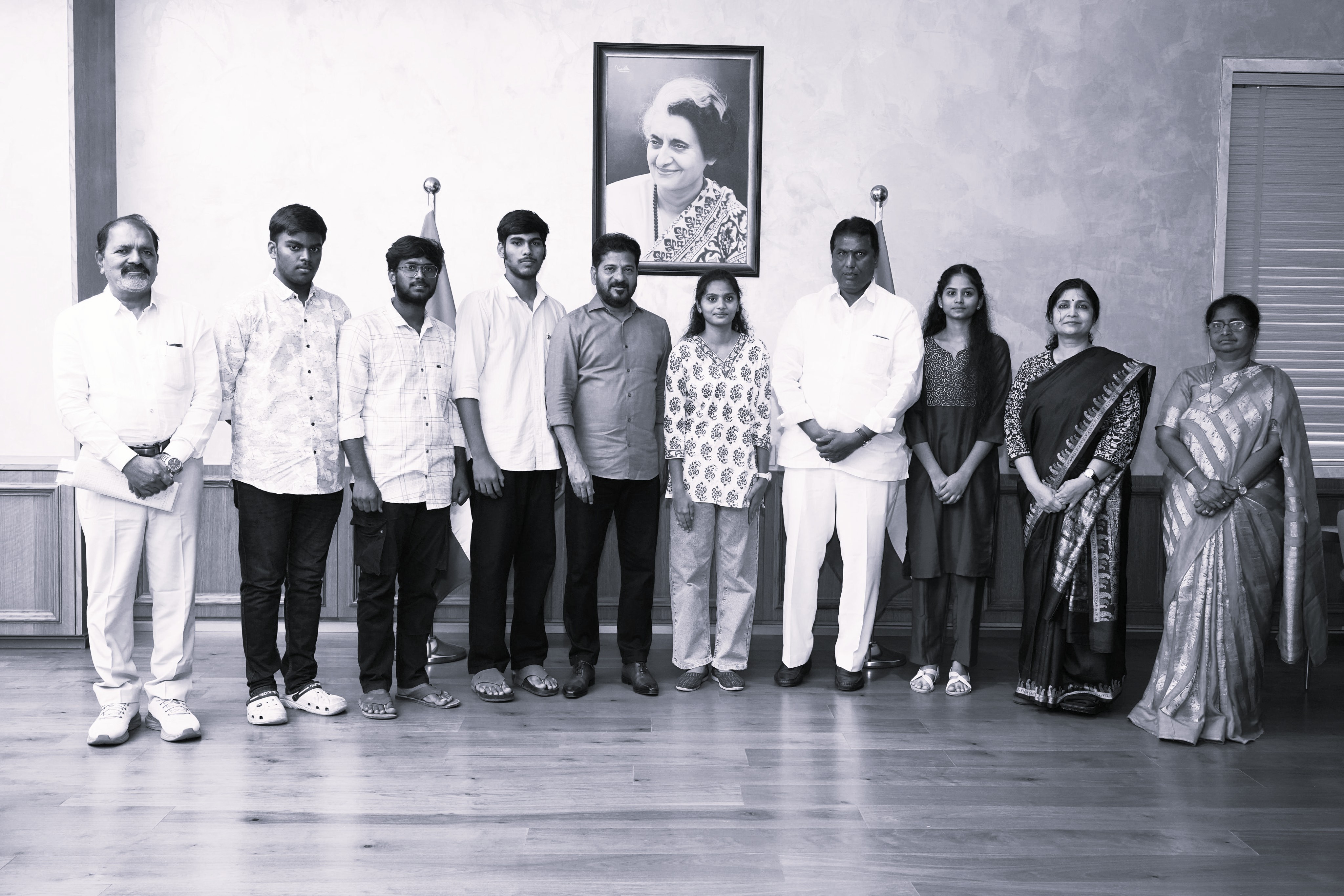 స్వర్ణ విజేత సాయి ప్రవల్లిక, నీట్ ర్యాంకర్లుకు సీఎం అభినందనలు