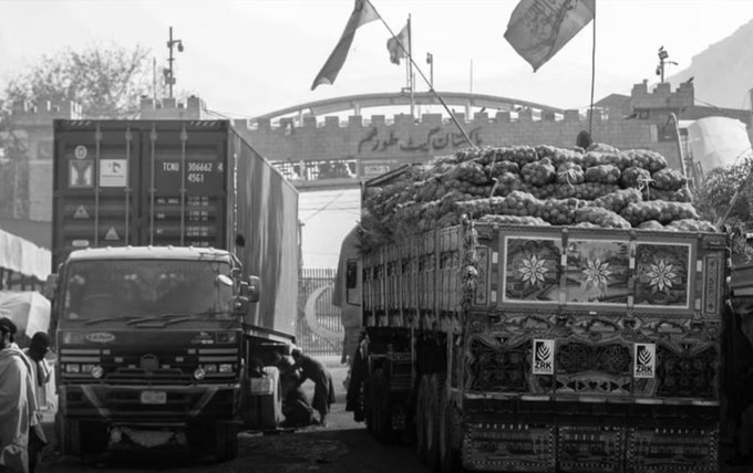Afghan-Pak Transit Trade Falls to USD 367 Million as Kabul Shifts Away from Pakistani Routes
