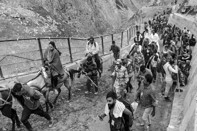 Amarnath, Vaishnodevi, Shiv Khori And Chardham Yatras Halted Amid Heavy Rains Across Himalayan States