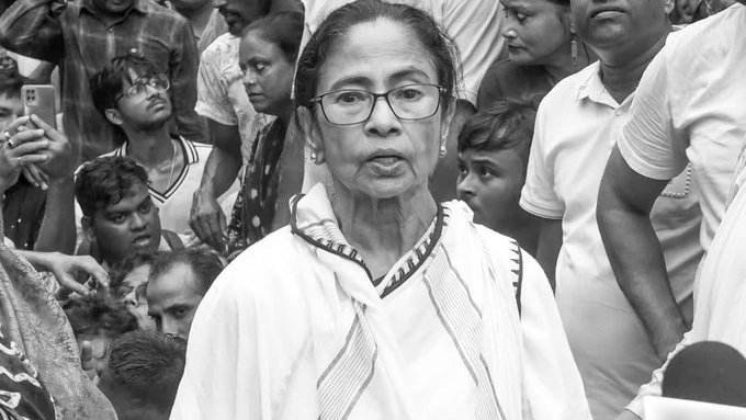 Mamata Calls for INDIA Bloc Unity Against BJP, Rules Out Return of TMC Rebels