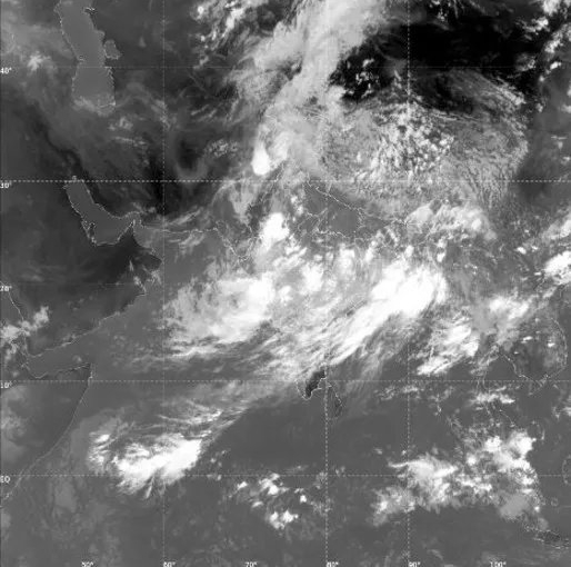 ISRO Satellite Images Show Monsoon Clouds Covering 95% of India, IMD Issues Rain Alert