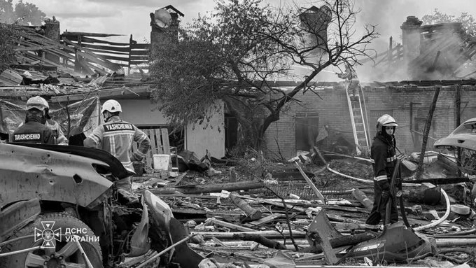 10 Killed, Nearly 100 Injured in Russian Strike Near Kyiv After Raytheon Talks