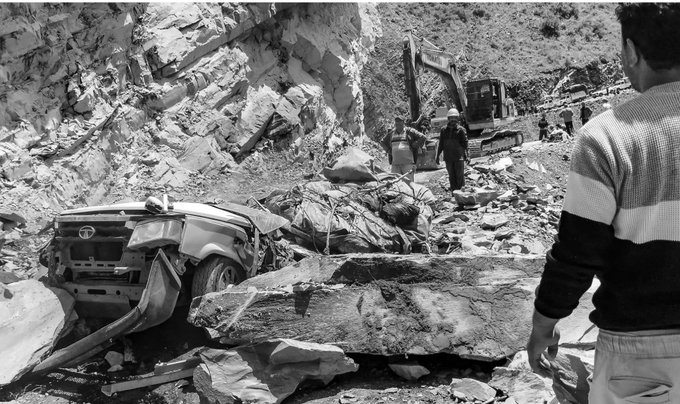 Himachal Pradesh Rains Trigger Landslides, Flash Floods, 121 Roads Blocked