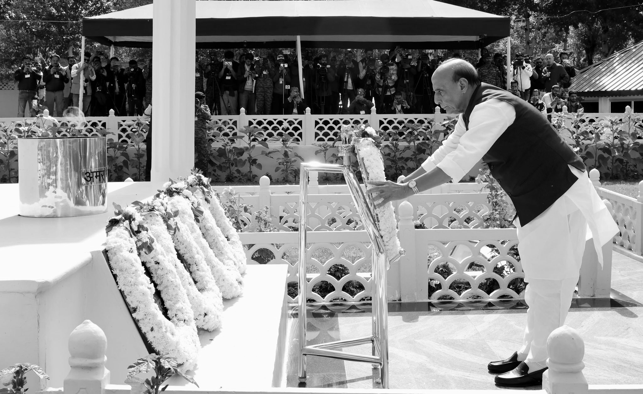 27 Years After Kargil, India Pays Tribute as Rajnath Sends Strong Message to Pakistan