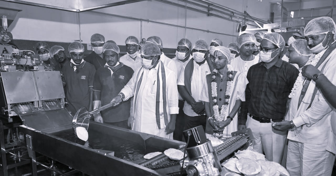 Free Breakfast Scheme Begins for 2.7 Million Government School Students