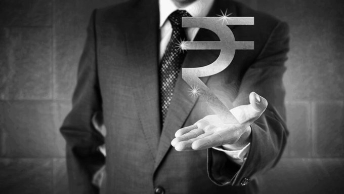 India's ₹100-Crore Club Booms: Number of Super-Rich Taxpayers Grows Fourfold in 5 Years