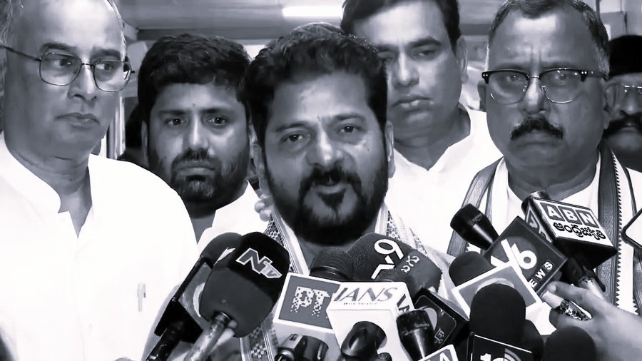 ప్రశ్నపత్రాల లీకేజీకి బాధ్యులపై కఠిన చర్యలు తీసుకోవాలి: సీఎం రేవంత్ రెడ్డి