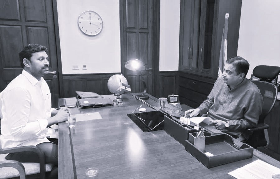 YS Avinash Reddy Urges Gadkari to Fast-Track Key Road Projects in Kadapa