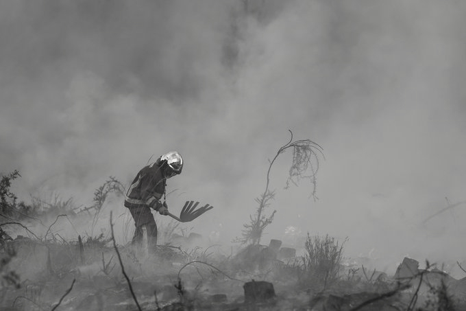 Four Times the Size of Paris: Twin Wildfires Keep France on High Alert as 224,000 Flee, Provence Remains on Edge