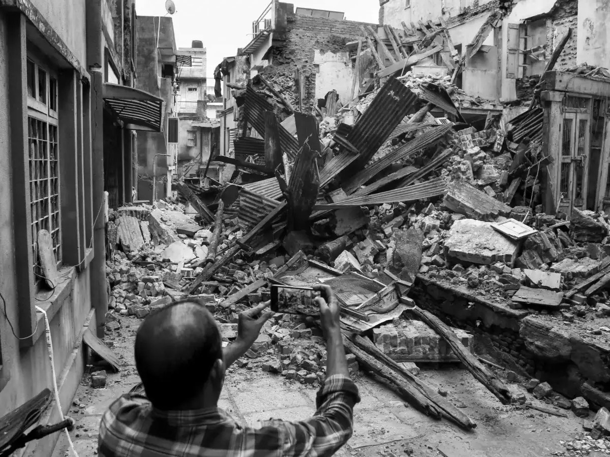 Bhiwandi Tragedy Sparks Crackdown on Dangerous Buildings After 10 Death
