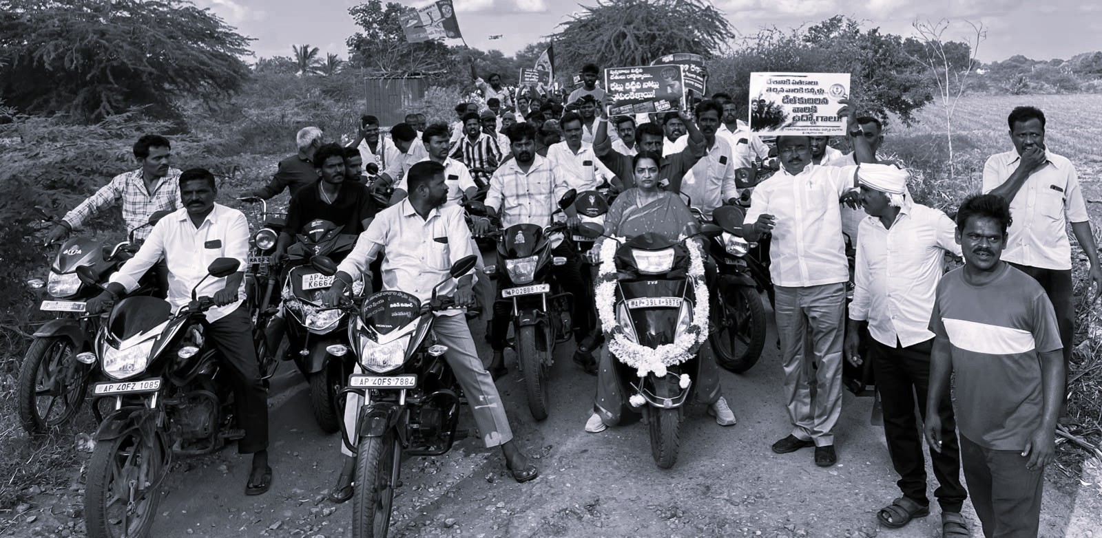 YSRCP Protests Alleged DSC Irregularities with Massive Penukonda Rally