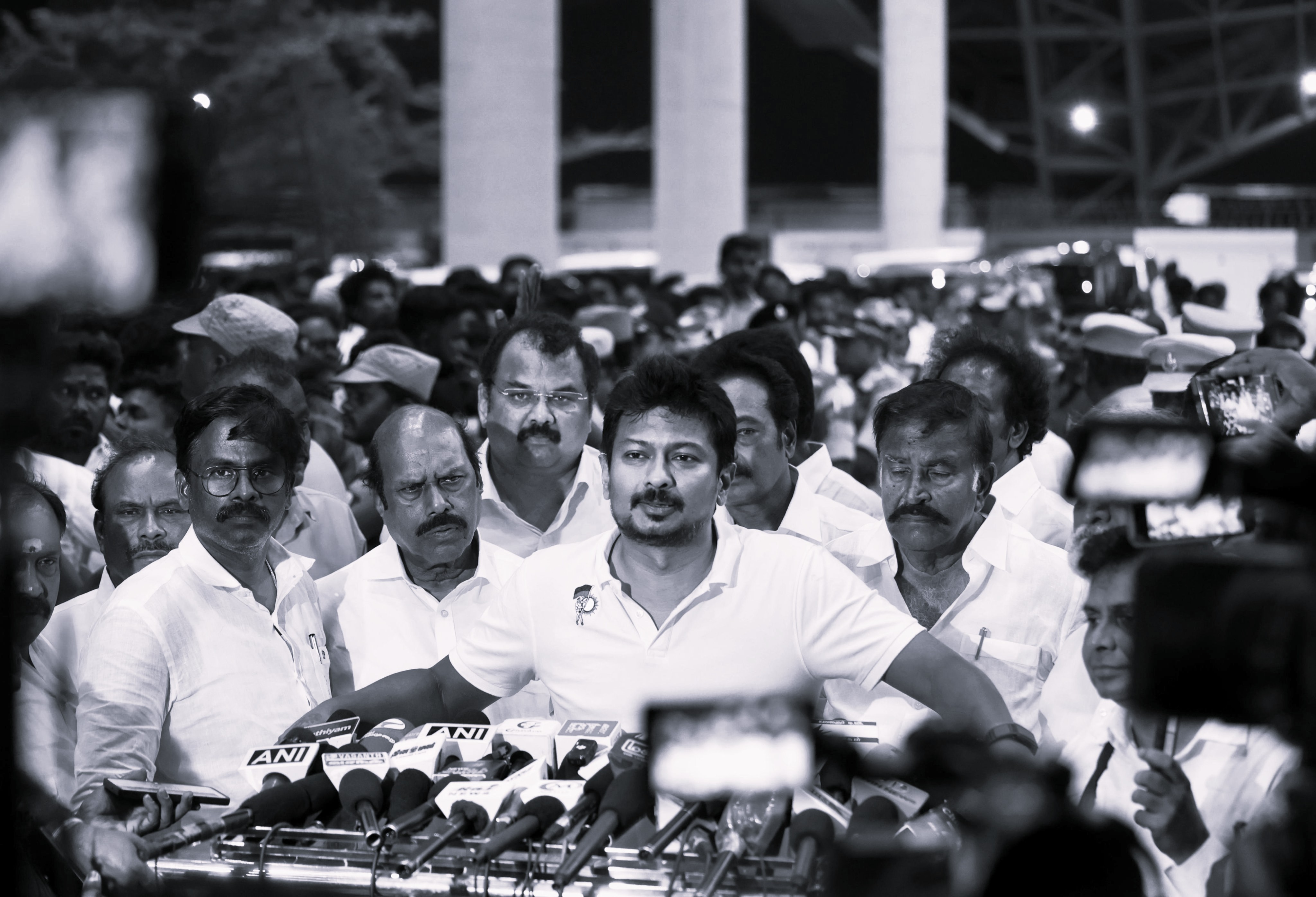 TVK-DMK Battle Escalates as Alleged Remark Triggers Statewide Protests