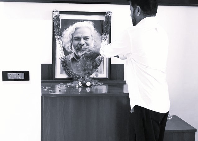 Telangana Pays Tribute to Jayashankar, Gaddar - Leaders Reaffirm Their Legacy