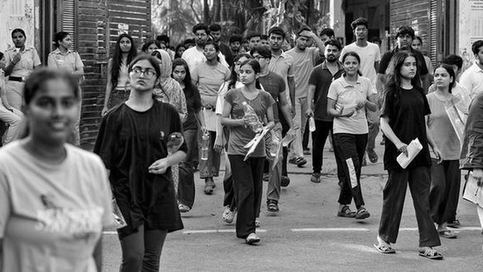 SC Seeks Replies on Centre’s Proposal to Shift NEET-UG to Computer-Based Mode