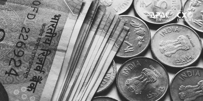 Rupee Slides 16 Paise to 95.24 Against US Dollar Amid Foreign Fund Outflows