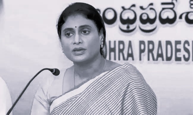 YS Sharmila Accuses Centre, Andhra Governments of Failing Handloom Weavers