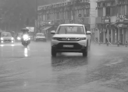 Heavy Rain Batters Delhi as IMD Forecasts More Showers, Issues Orange Alert