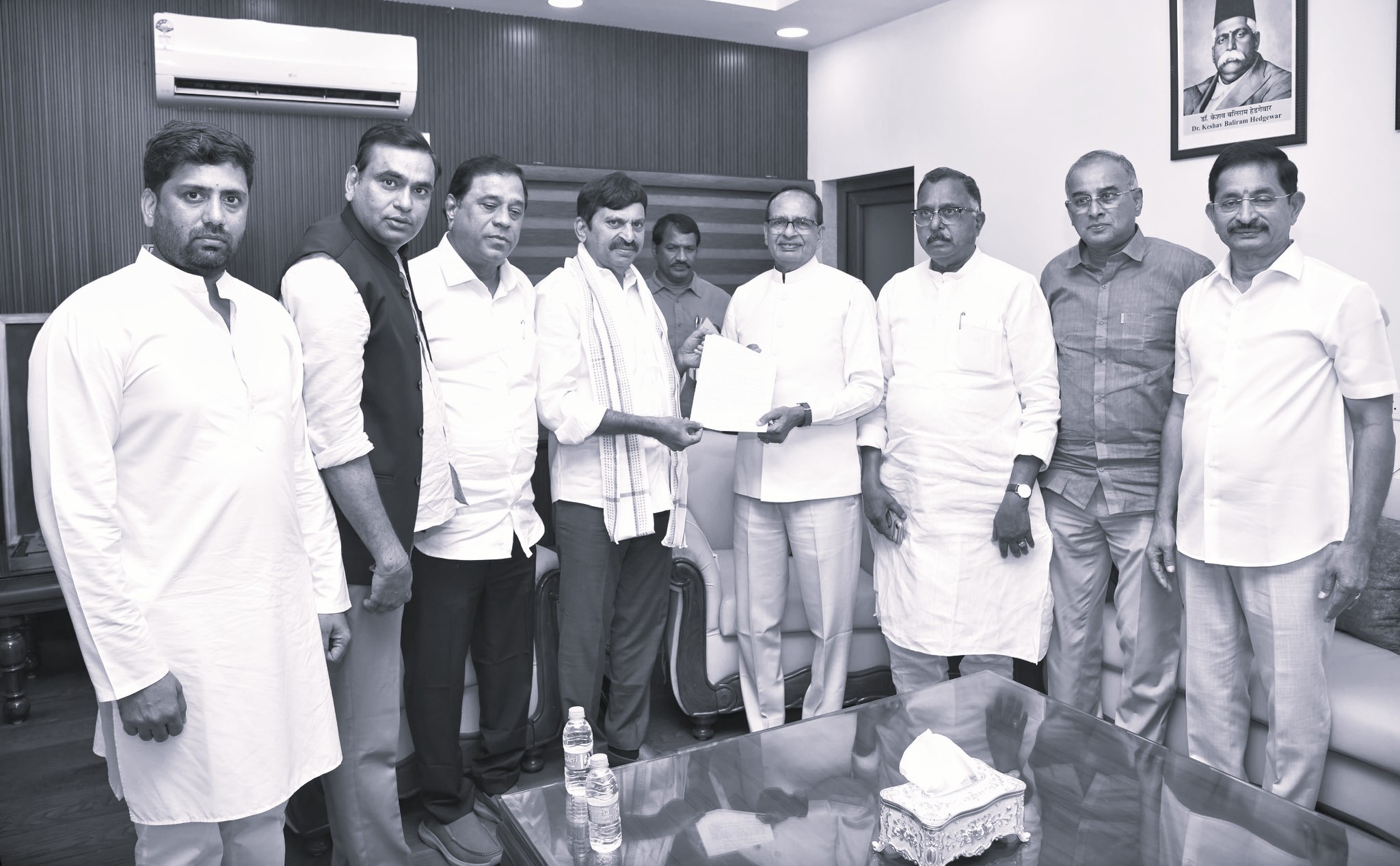 తెలంగాణకు 11.56 లక్షల ఇళ్లును ఒకేసారి కేటాయించాలి: కేంద్ర మంత్రికి పొంగులేటి విజ్ఞప్తి