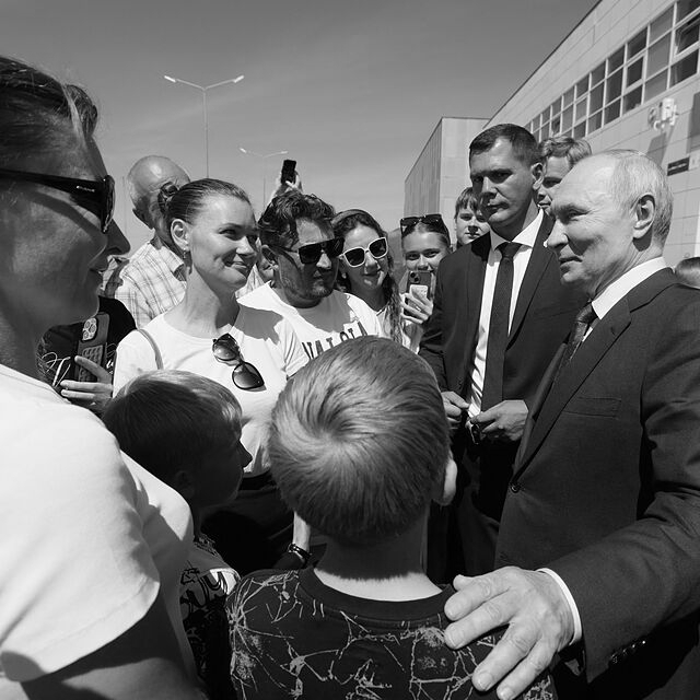 Putin Visits Disputed Kuril Islands, Japan Calls Move ‘Absolutely Unacceptable’