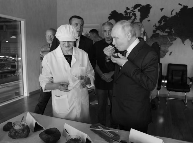 Putin Visits Disputed Kuril Islands, Japan Calls Move ‘Absolutely Unacceptable’