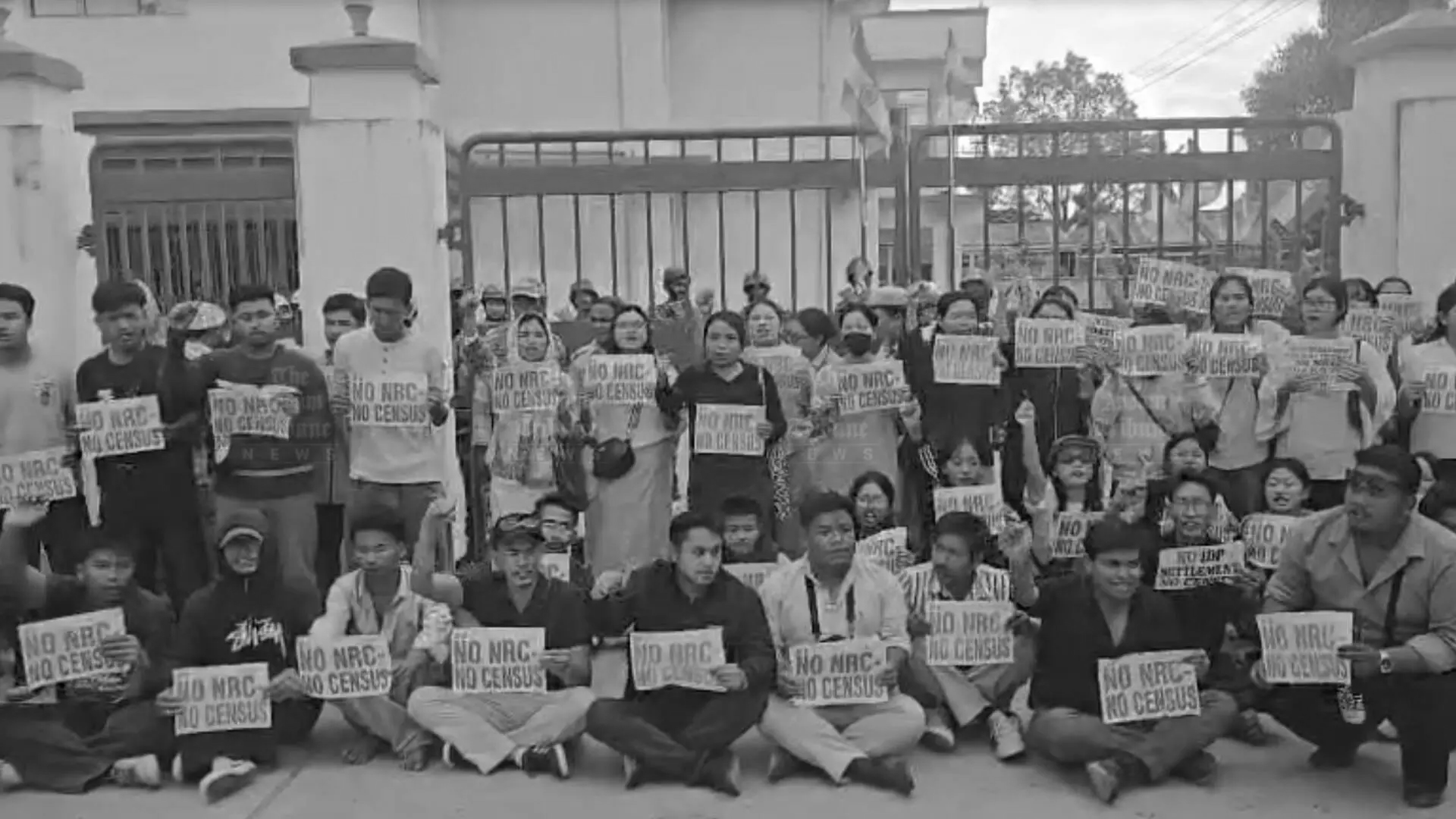 No NRC, No Census: Manipur Student Protesters Storm Census Office, Police Fire Tear Gas