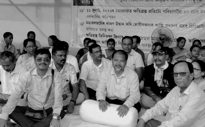 Akhil Gogoi Stages Hunger Strike, Demands ₹10 Lakh Flood Compensation