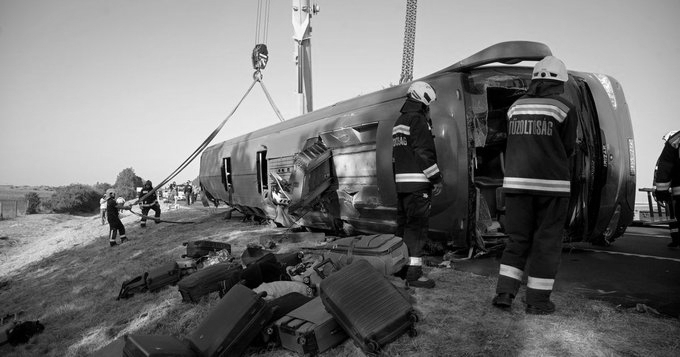 12 Killed, 10 Seriously Injured as Polish Pilgrimage Bus Crashes in Hungary