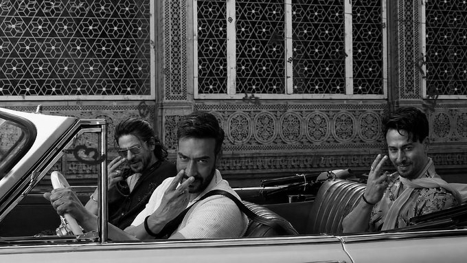 Shah Rukh Khan, Ajay Devgn And Tiger Shroff Face FDA Notice Over Vimal Elaichi Ad