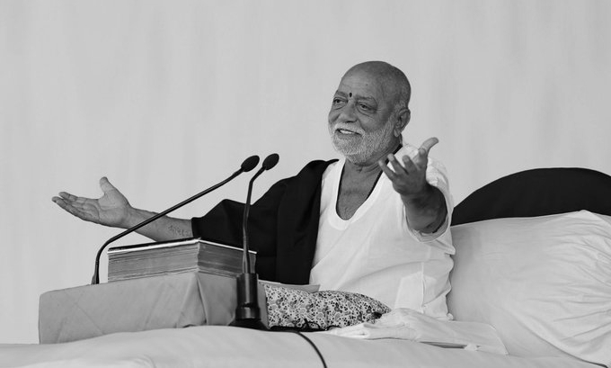 Morari Bapu Begins 9-Day Ramcharitmanas Recital At Harvard During Tulsi Jayanti