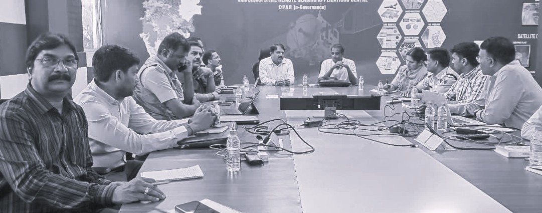 అరణ్యానికి సాంకేతికత రక్షణ కవచం: పవన్