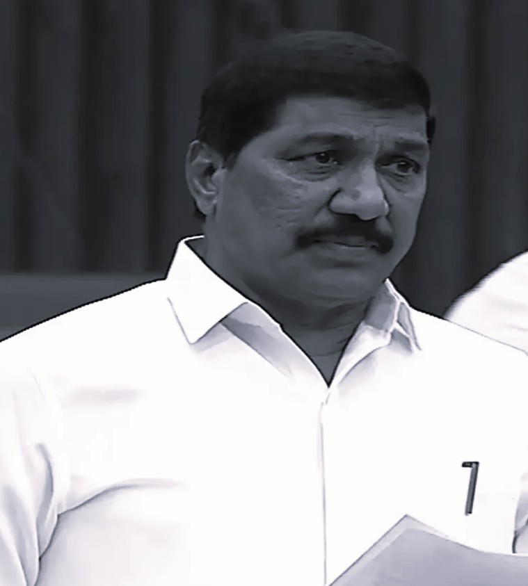 జిల్లాల్లో కలెక్టరేట్ భవనాల డిజైన్లపై ప్రభుత్వం సమీక్ష