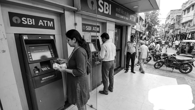 SBI’s New ₹15 Cash Withdrawal Fee: Digital Push, Revenue Move or Both?